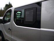 Lftungsgitter Opel Vivaro B und Renault Trafic 3 - Schiebefenster links